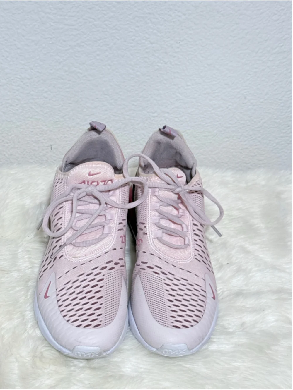 Women's Nike Air Max 270 Sneakers Pink and Burgundy 8.5
